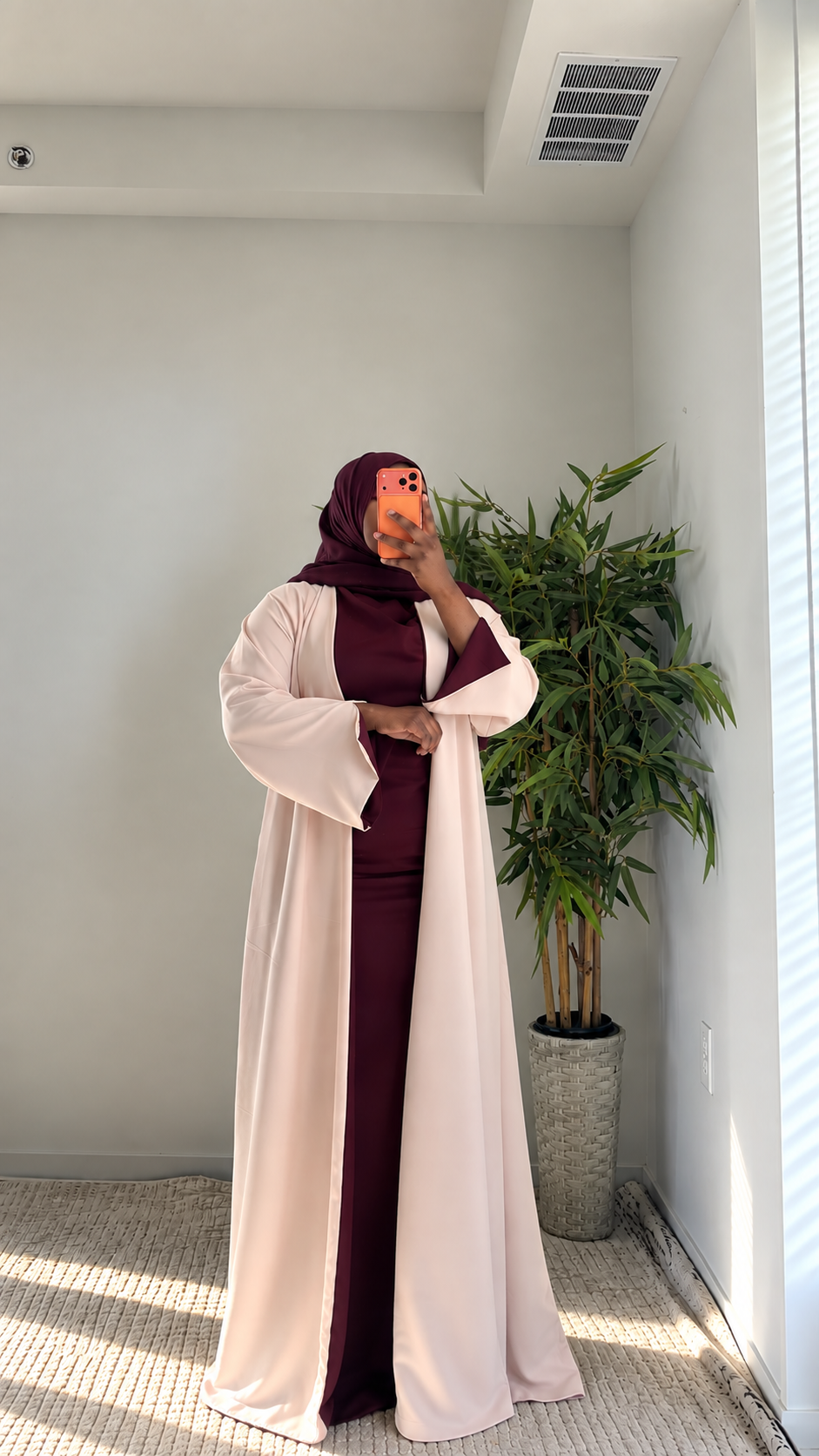 Two-Tone Open Abaya – Contrast Colour Design