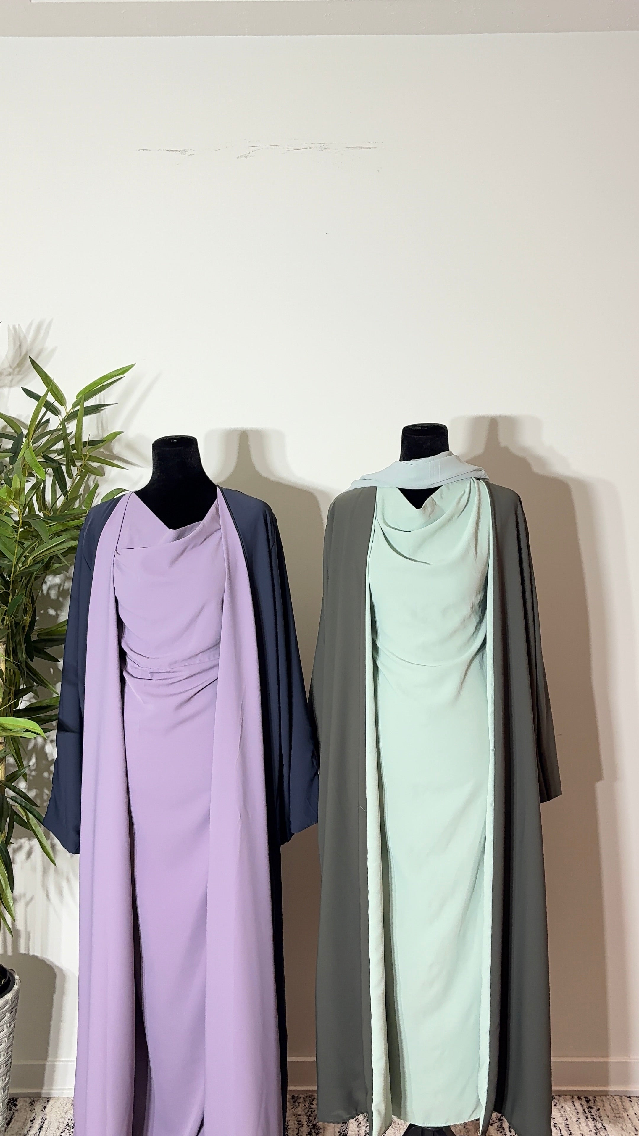 One Abaya. Two Beautiful Looks