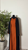 One Abaya. Two Beautiful Looks.