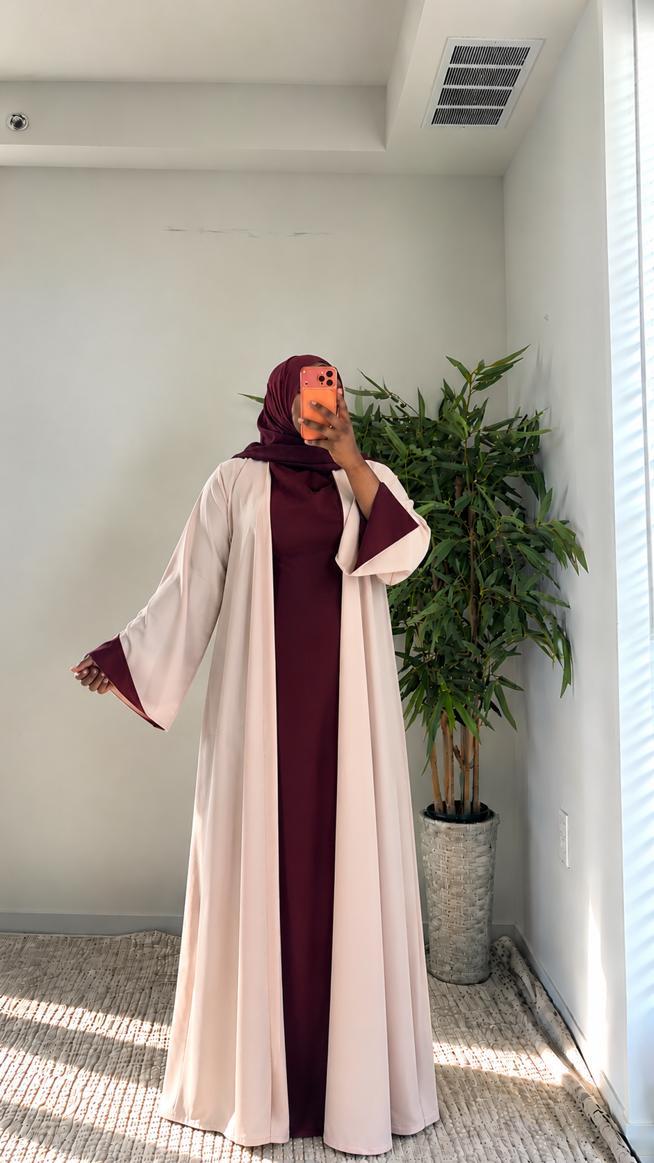 Two-Tone Open Abaya – Contrast Colour Design