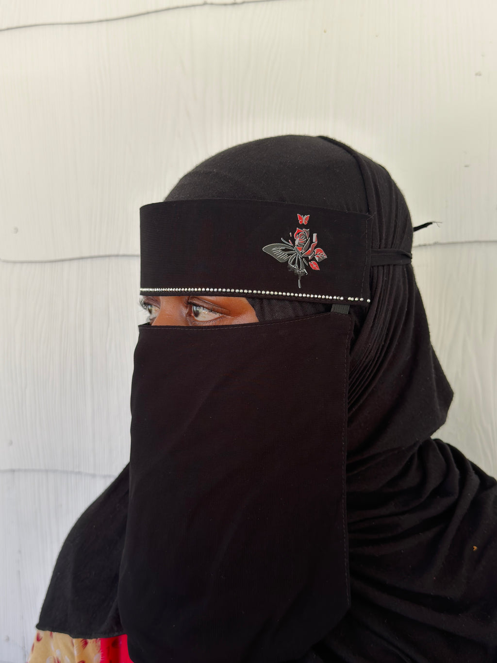 Niqab with flower and butterfly design ￼