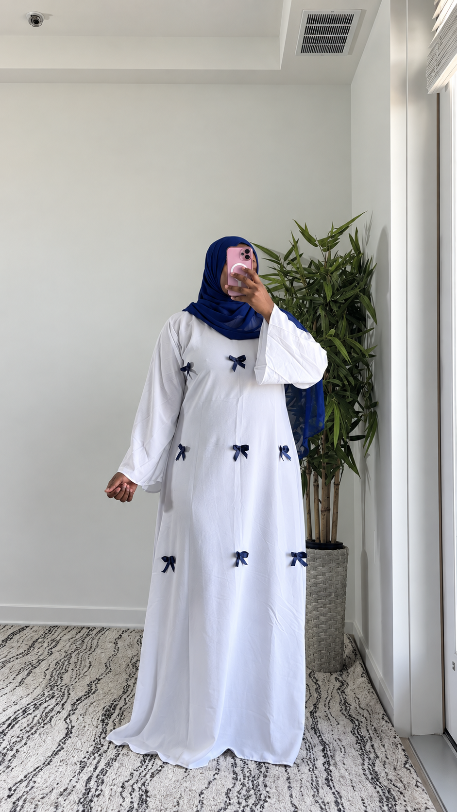 Bow white/blue