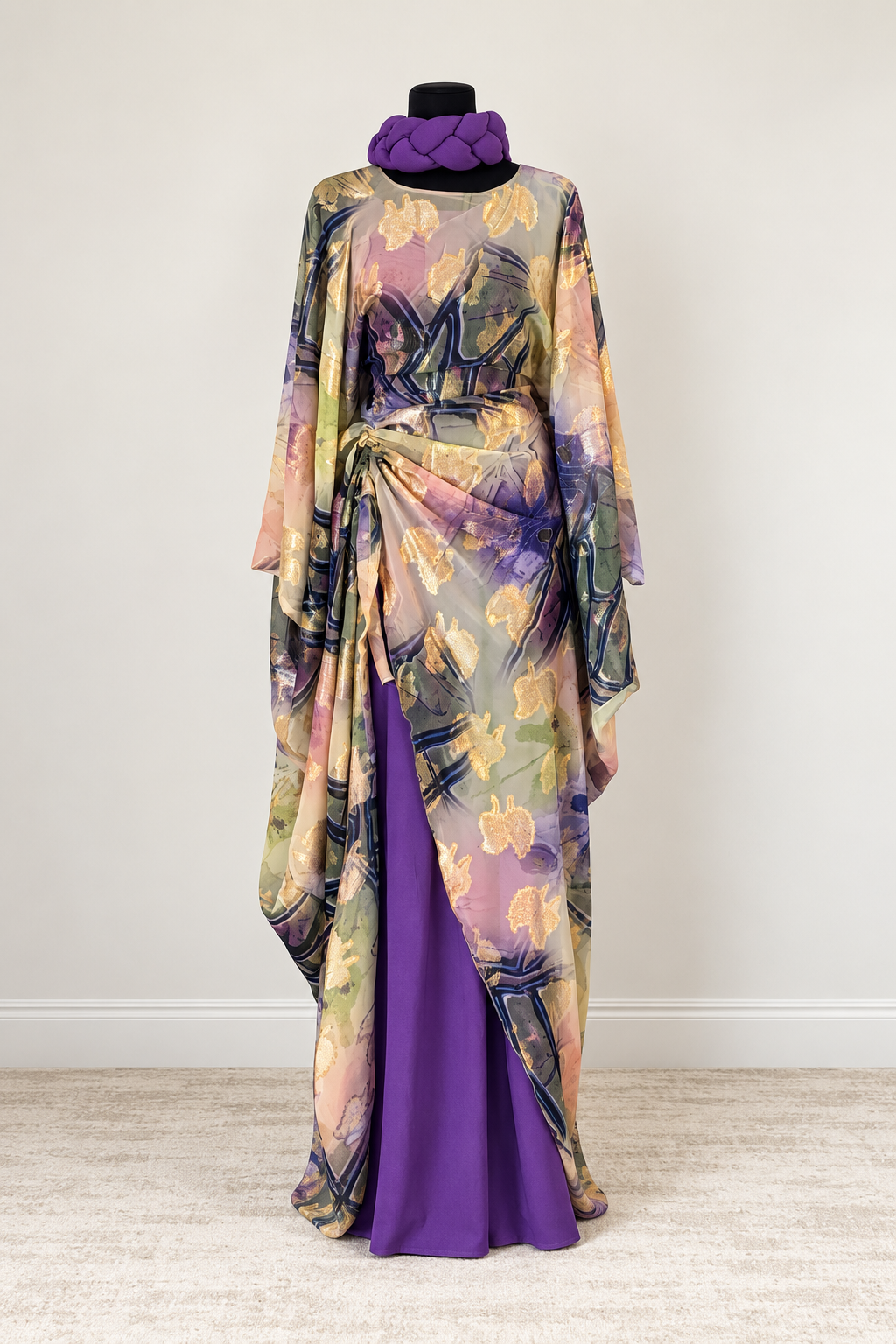 Siti A little color, a lot of elegance