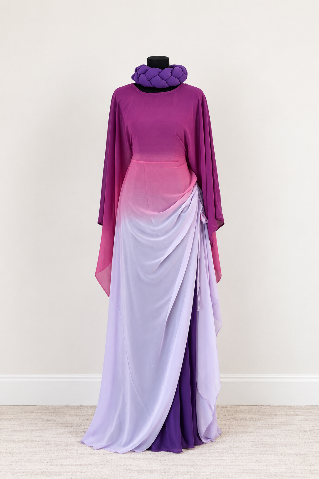 Siti A little color, a lot of elegance